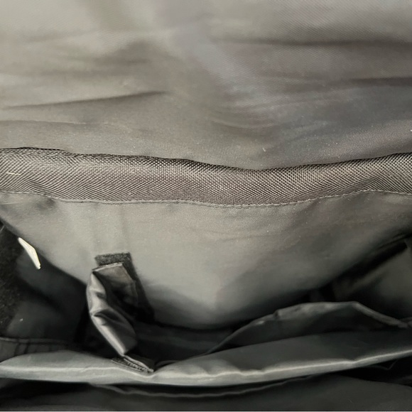 Crop in Style crafting backpack for the hobby crafter. - Picture 5 of 5